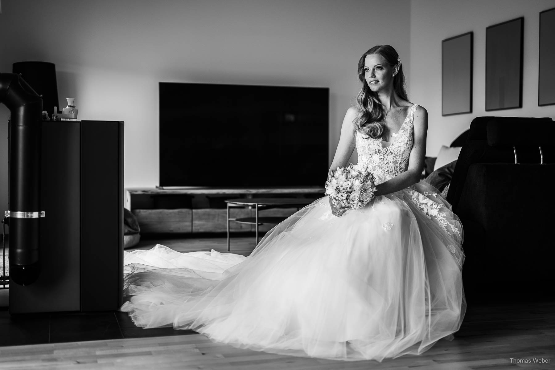 Ankleide der Braut, Hochzeitsfotograf Ostfriesland